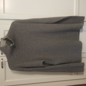 100% 2-PLY cashmere sweater